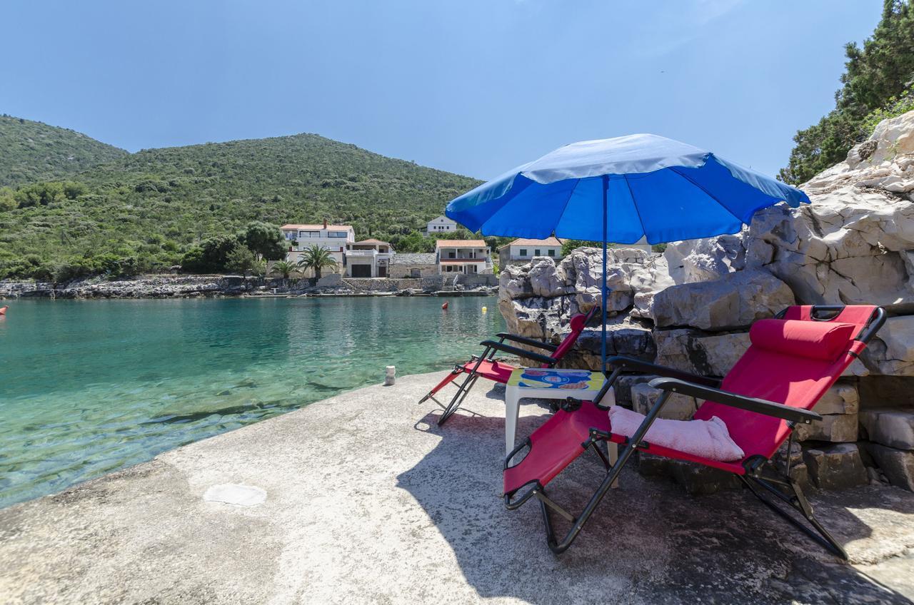 Apartments Dinko Gdinj Luaran gambar
