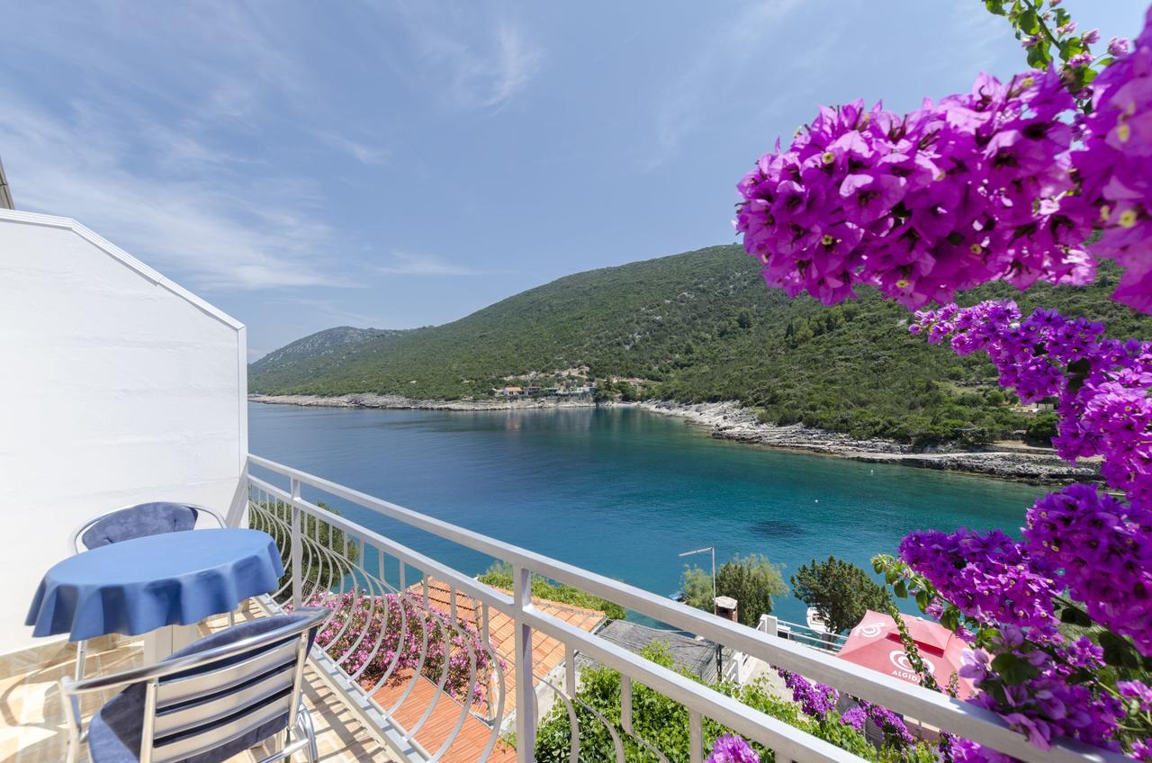 Apartments Dinko Gdinj Luaran gambar