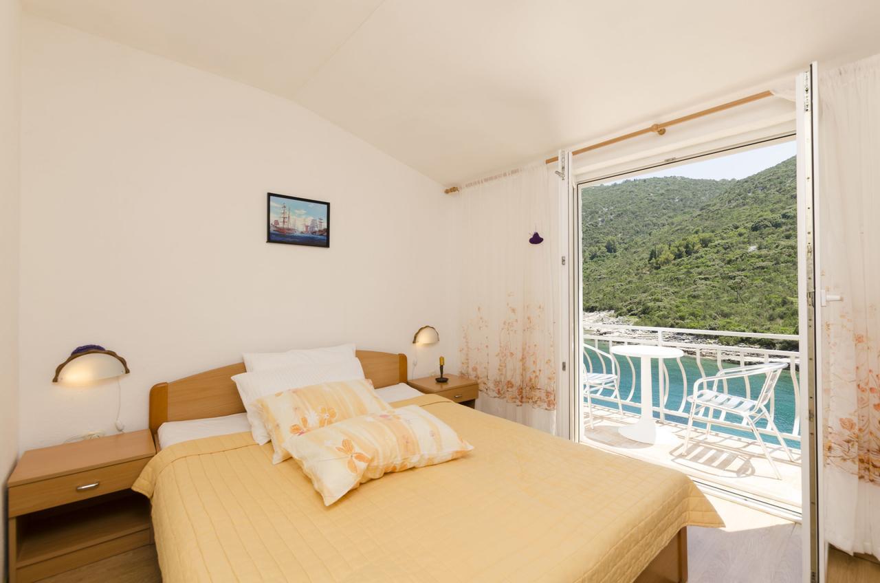Apartments Dinko Gdinj Luaran gambar